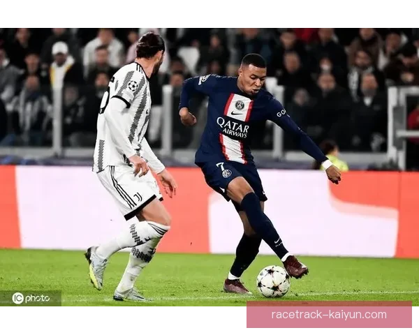 法国国家德比背景下巴黎圣日耳曼状态回暖，备受关注即将来袭。