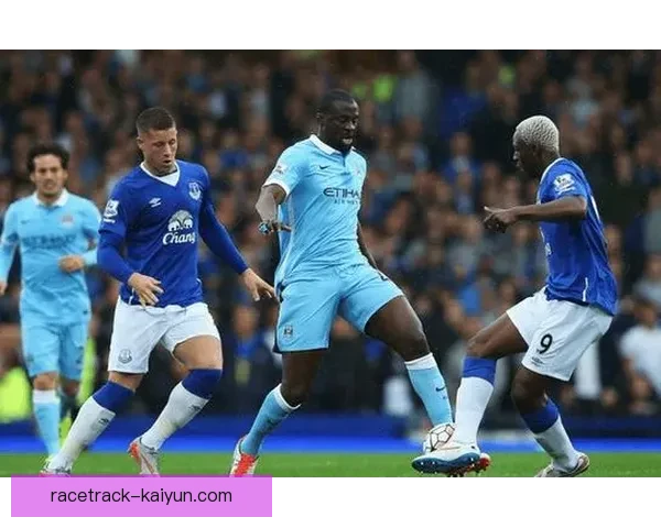 帕雷德斯合同到期时间临近，转会市场备受关注